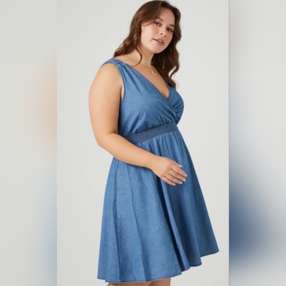 Forever 21 denim dress - Picture 2 of 6